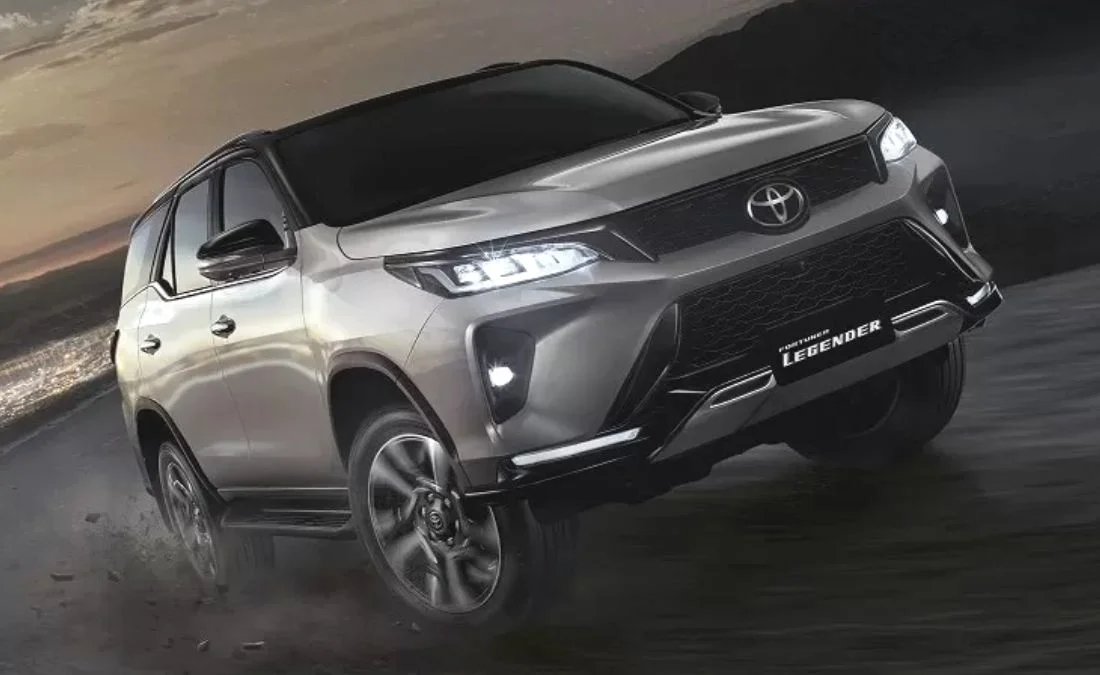 renting Toyota Fortuner 2024 (2)